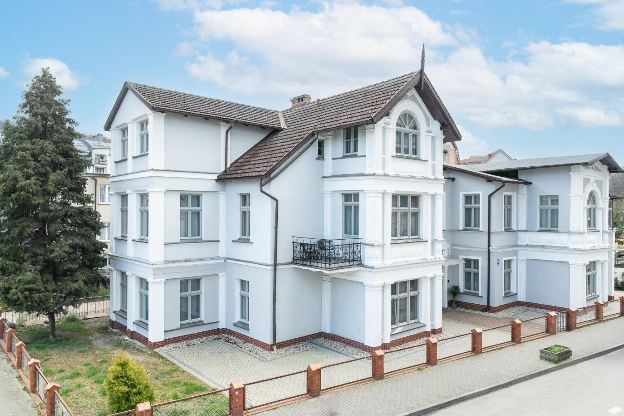 Villa Neos Miedzyzdroje Bagian luar foto